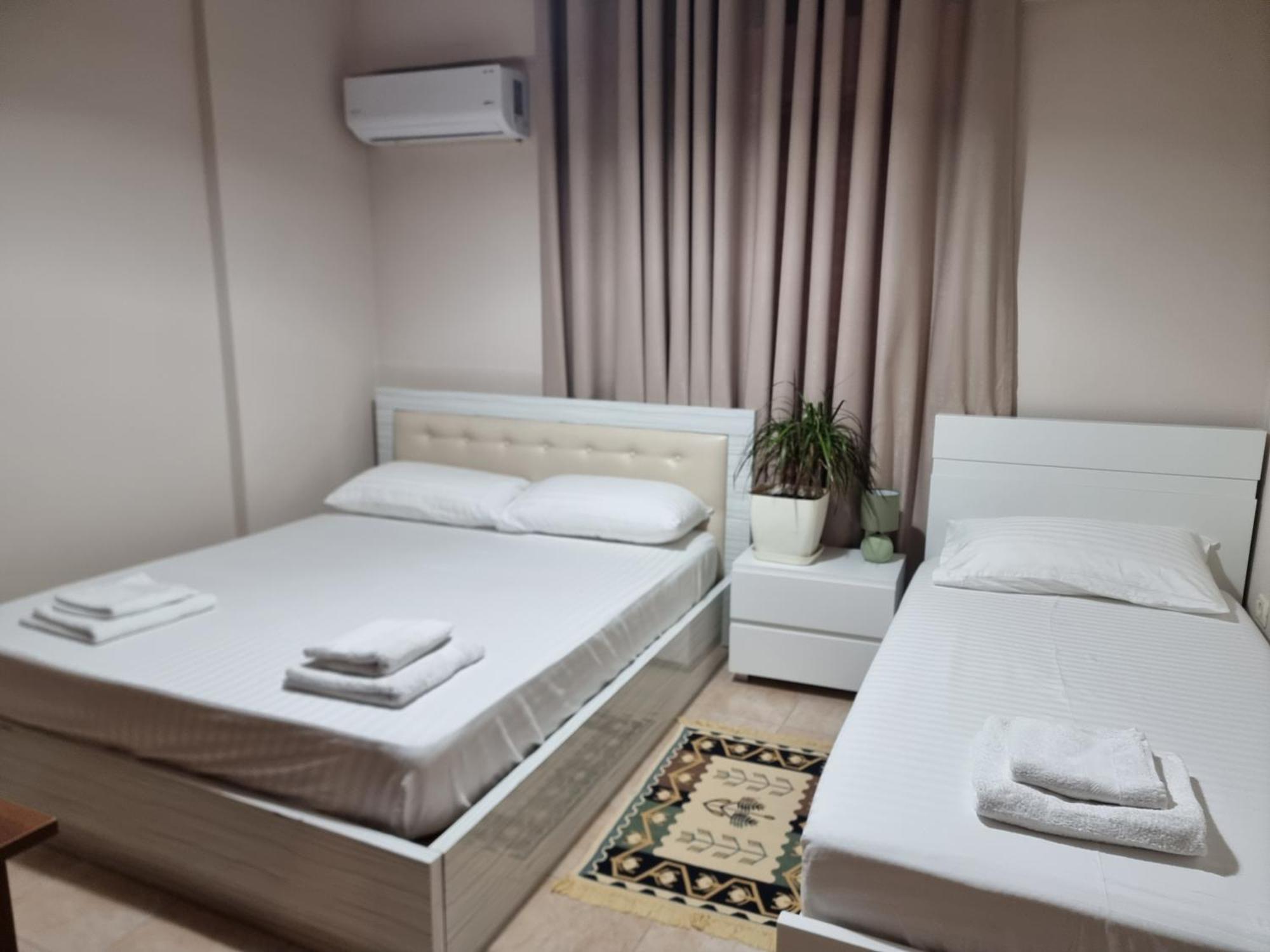 Kc Apartment Μπεράτ Εξωτερικό φωτογραφία