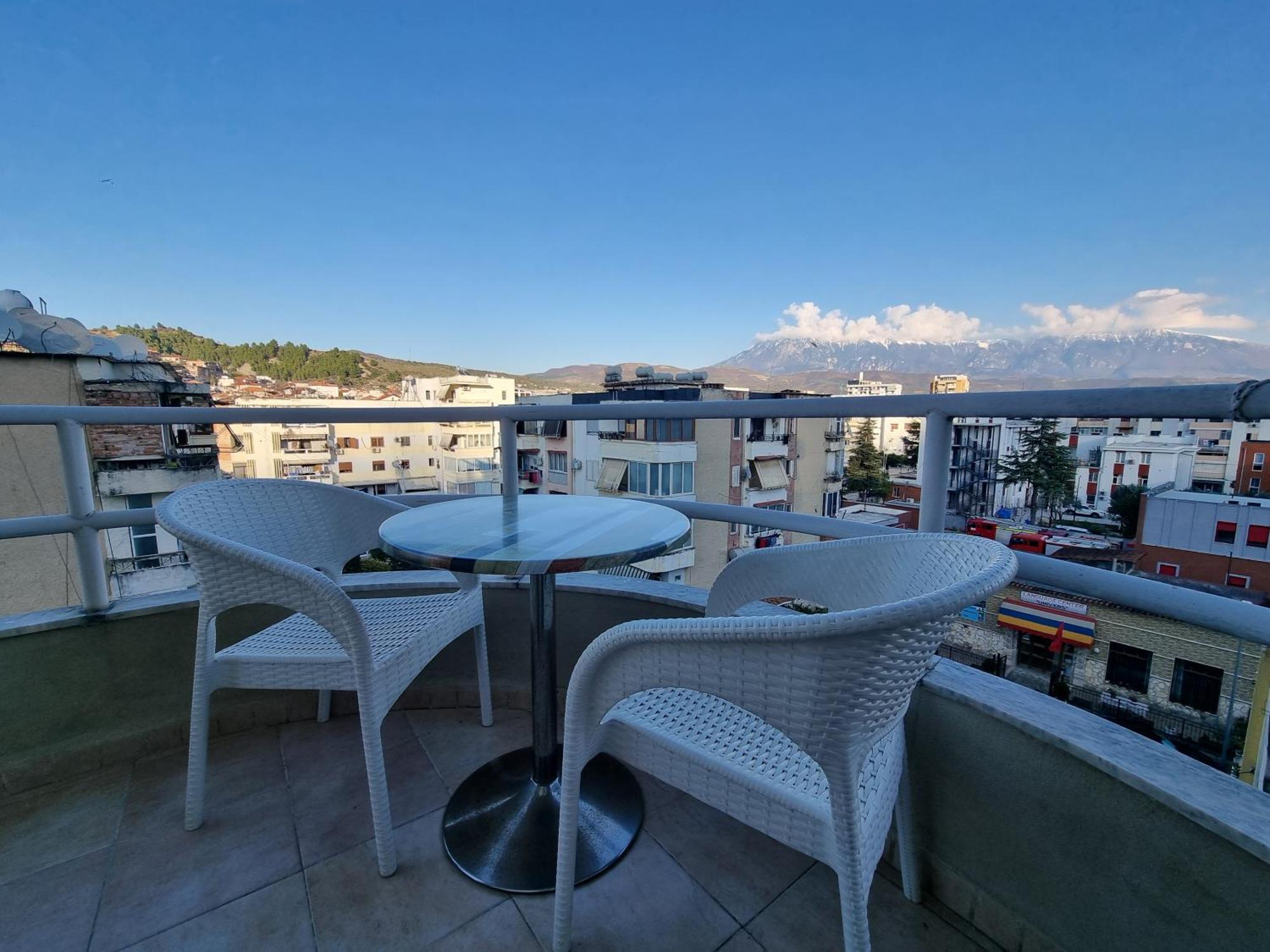 Kc Apartment Μπεράτ Εξωτερικό φωτογραφία